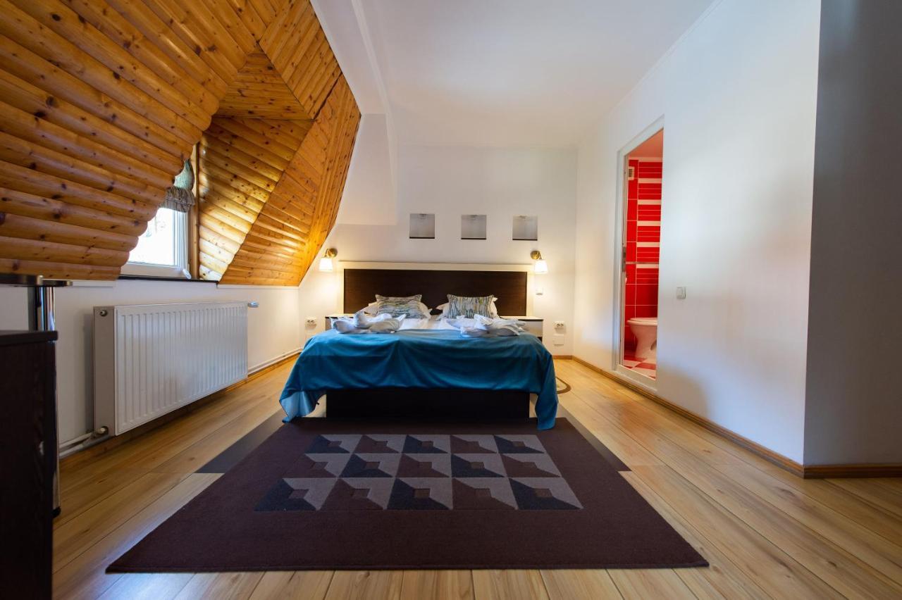 Vila Bradet Buşteni Exterior foto